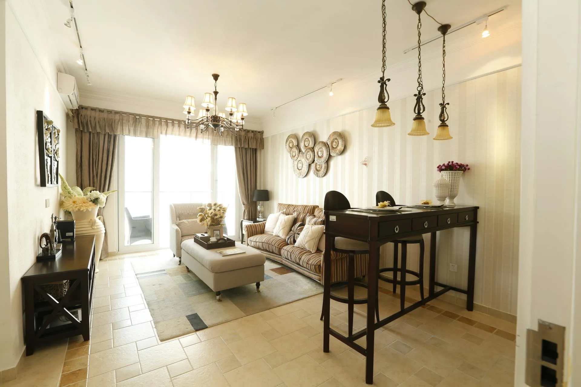 Wallpaper installation in Grand Prairie